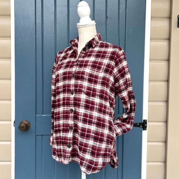 Madewell Tops - Madewell Flannel Sunday Shirt in Mahaska Plaid With pockets Women's Size XS